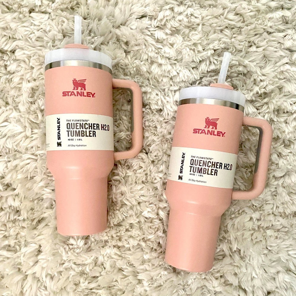 SOLD- Stanley Adventure Quencher 40oz Pink Dusk